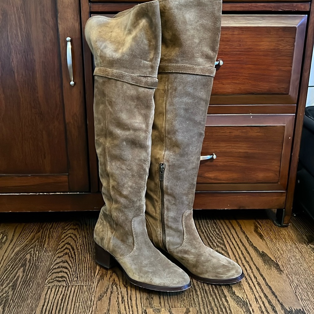 Size 7 FRYE Suede Knee High Boots